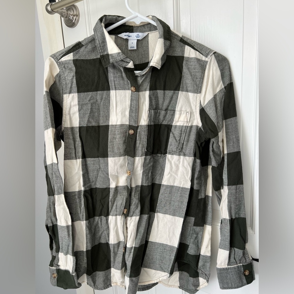 Old Navy women’s flannel, green/white, Size small